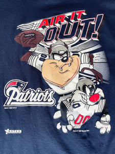 Vintage 1993 New England Patriots Looney Tunes T Shirt