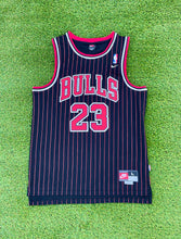Load image into Gallery viewer, Vintage Micheal Jordan Chicago Bulls Nike Basketball Jersey
