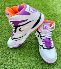 Load image into Gallery viewer, Kevin Johnson FILA KJ7 Size 11
