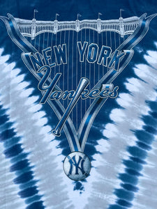Y2K NEW YORK YANKEES TIE DYE T-SHIRT 2XL EUC MLB GENUINE MERCHANDISE